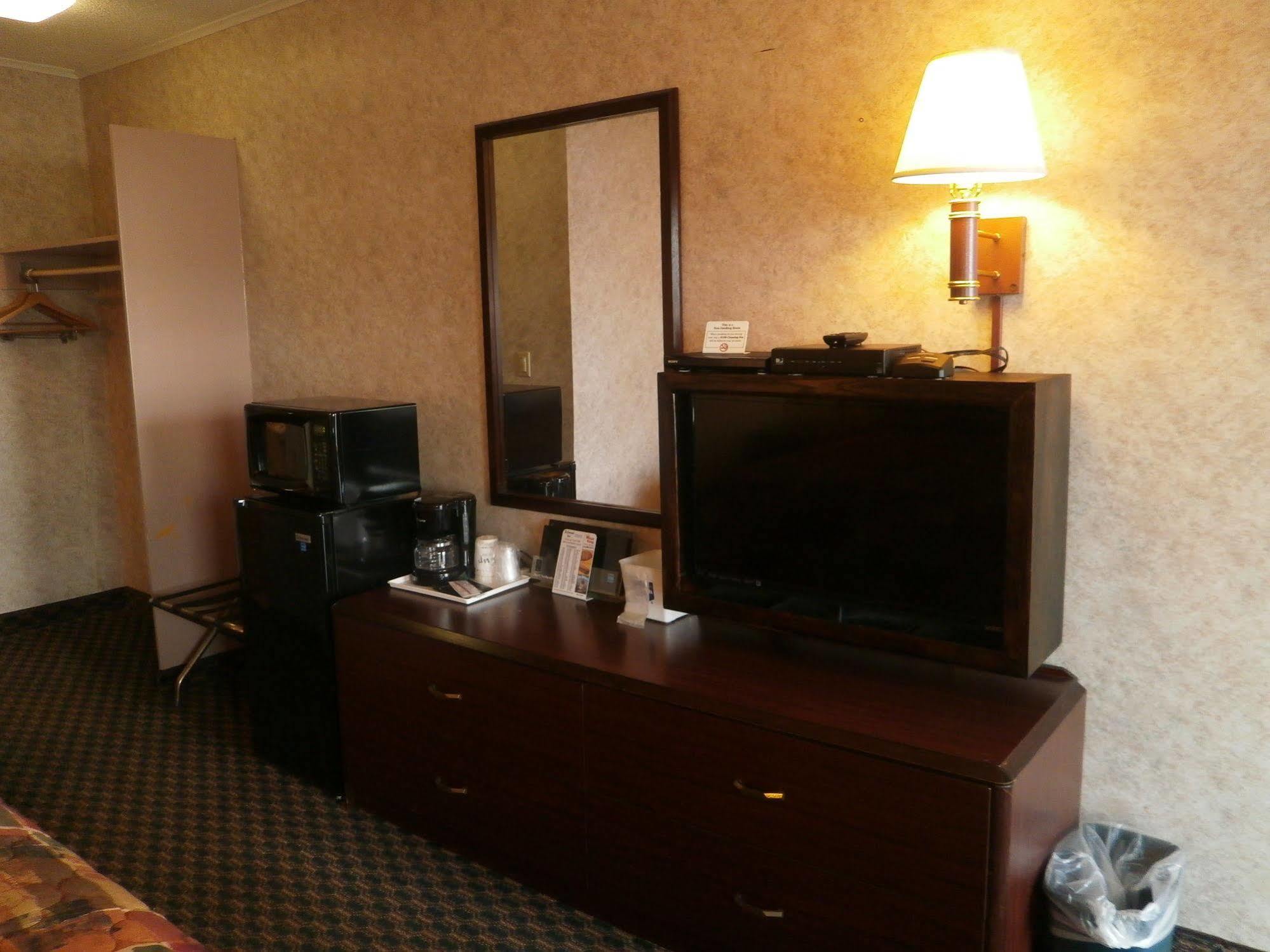 Richmond Inn And Suites Luaran gambar