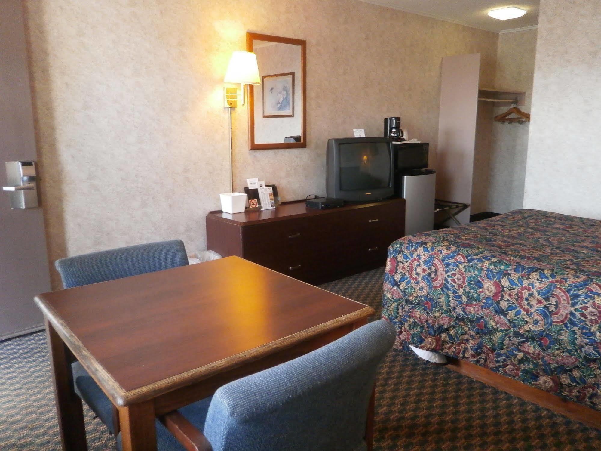 Richmond Inn And Suites Luaran gambar